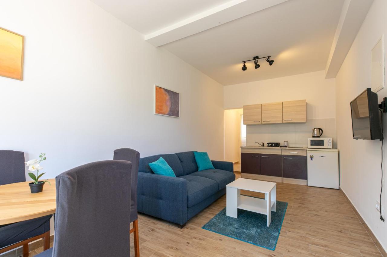 Apartments Korana Пула Экстерьер фото