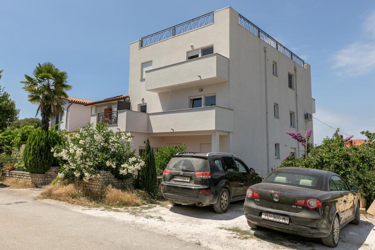 Apartments Korana Пула Экстерьер фото